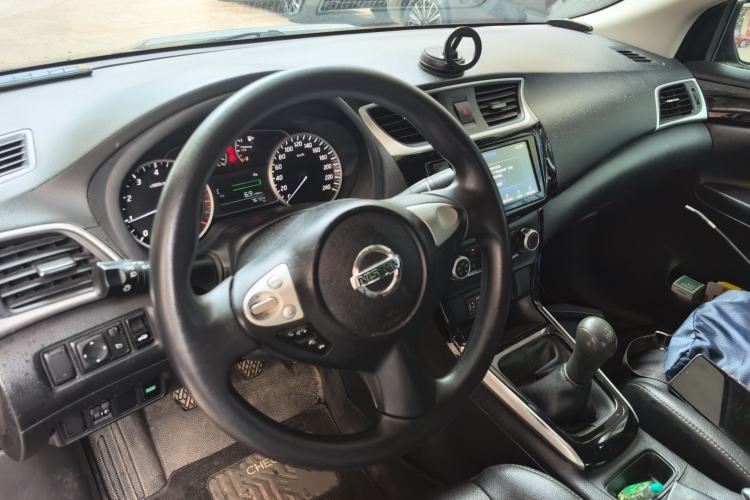 Used Nissan Sylphy 2021 Classic 1.6XL Manual Luxury Edition Steering Wheel