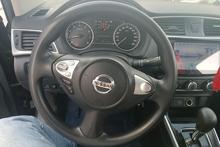 Used Nissan Sylphy 2021 Classic 1.6XL CVT Luxury Edition Steering Wheel