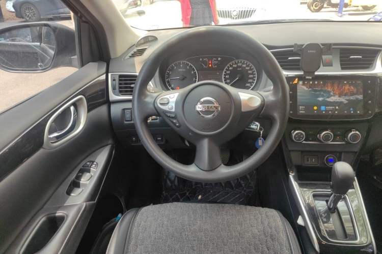 Used Nissan Sylphy 2021 Classic 1.6XL CVT Luxury Edition Steering Wheel