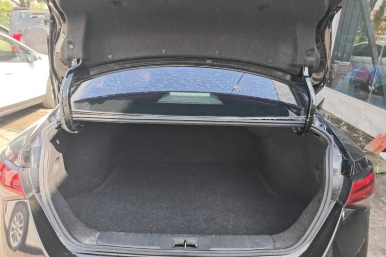 Used Nissan Sylphy 2021 1.6L XL CVT Enjoyment Edition Trunk