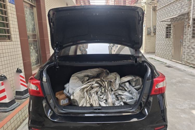 Used Nissan Sylphy 2021 Classic 1.6XL CVT Luxury Edition Trunk