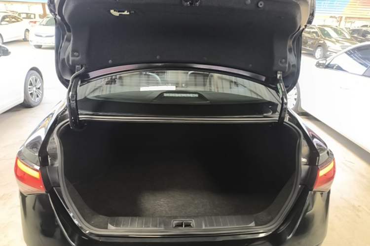 Used Nissan Sylphy 2021 1.6L XL CVT Enjoyment Edition Trunk
