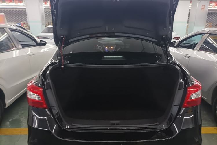 Used Nissan Sylphy 2021 Classic 1.6XE CVT Comfort Edition Trunk