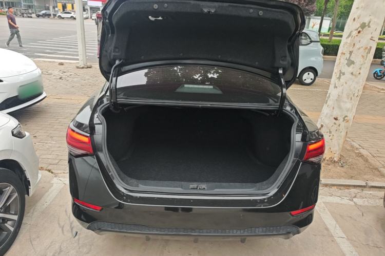 Used Nissan Sylphy 2021 1.6L XL CVT Enjoyment Edition Trunk