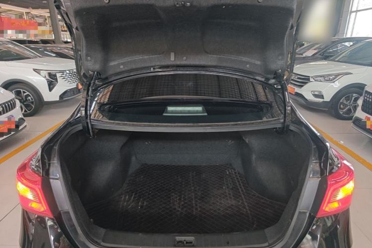 Used Nissan Sylphy 2021 Classic 1.6XL CVT Luxury Edition Trunk