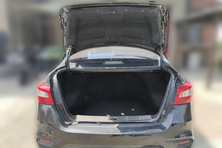 Used Nissan Sylphy 2021 Classic 1.6XE CVT Comfort Edition Trunk