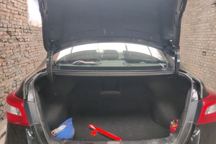 Used Nissan Sylphy 2021 Classic 1.6XL CVT Luxury Edition Trunk