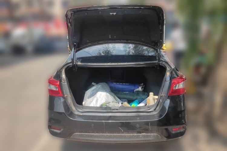Used Nissan Sylphy 2021 Classic 1.6XL CVT Luxury Edition Trunk