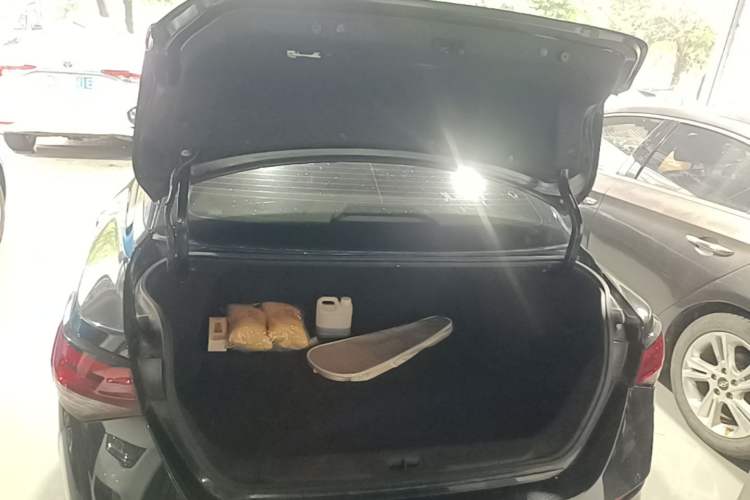 Used Nissan Sylphy 2021 1.6L XL CVT Enjoyment Edition Trunk