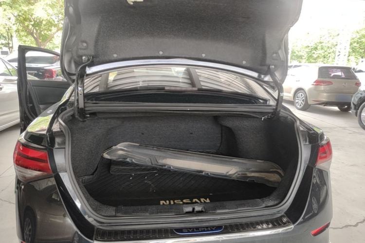 Used Nissan Sylphy 2021 1.6L XL CVT Enjoyment Edition Trunk