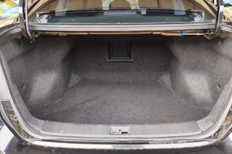 Used Nissan Sylphy 2021 Classic 1.6XL CVT Luxury Edition Trunk
