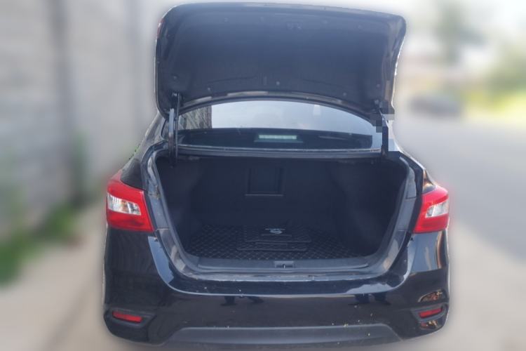 Used Nissan Sylphy 2021 Classic 1.6XL CVT Luxury Edition Trunk