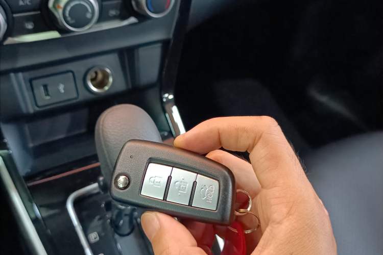 Used Nissan Sylphy 2021 Classic 1.6XL CVT Luxury Edition Vehicle Key