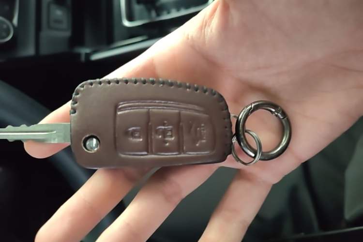 Used Nissan Sylphy 2021 Classic 1.6XL CVT Luxury Edition Vehicle Key