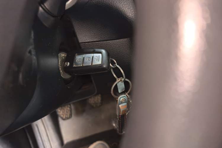 Used Nissan Sylphy 2021 Classic 1.6XL Manual Luxury Edition Vehicle Key