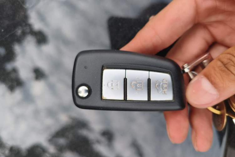 Used Nissan Sylphy 2021 Classic 1.6XL CVT Luxury Edition Vehicle Key