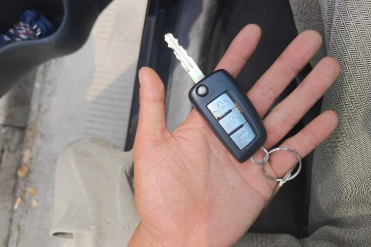 Used Nissan Sylphy 2021 Classic 1.6XL Manual Luxury Edition Vehicle Key