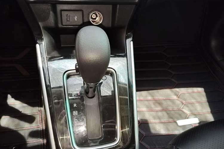 Used Nissan Sylphy 2021 Classic 1.6XL CVT Luxury Edition Gear Lever