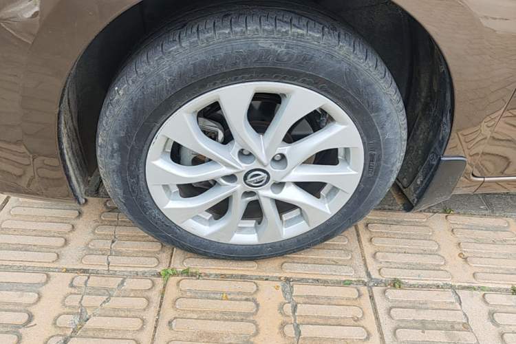 Used Nissan Sylphy 2021 Classic 1.6XL CVT Luxury Edition Left Front Wheel Hub