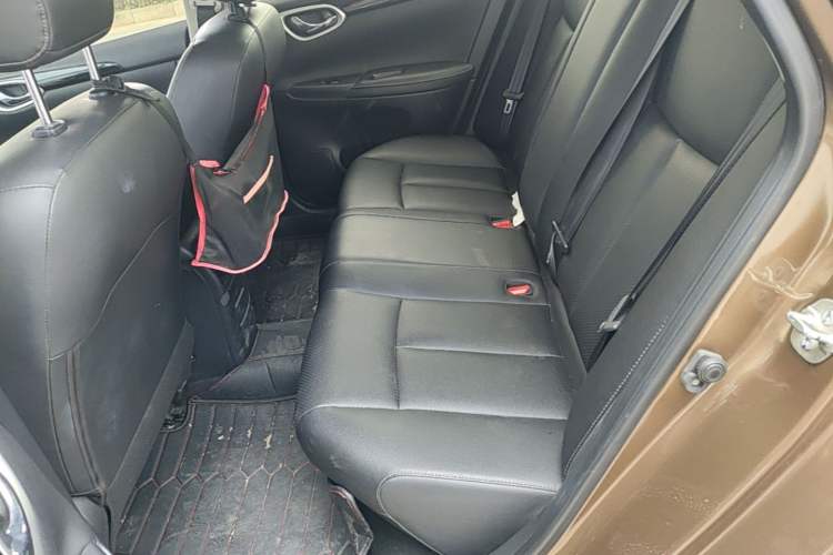 Used Nissan Sylphy 2021 Classic 1.6XL CVT Luxury Edition Left Rear Seat