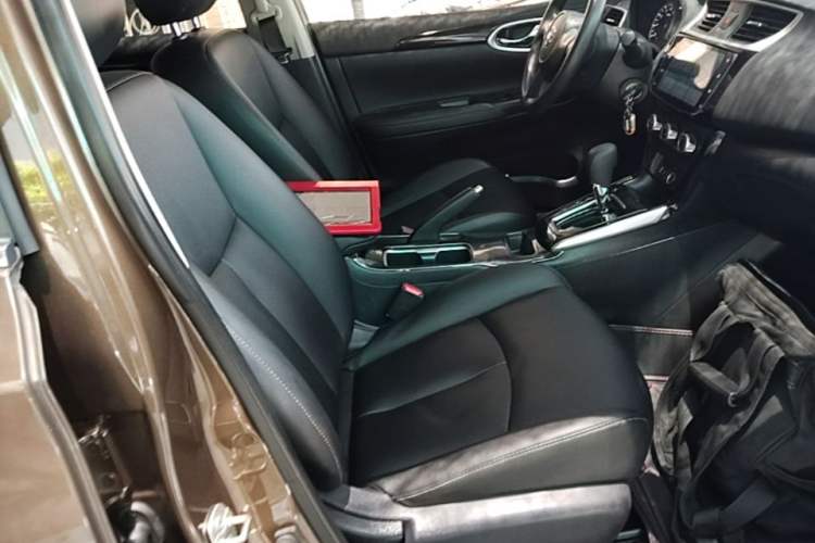 Used Nissan Sylphy 2021 Classic 1.6XL CVT Luxury Edition Right Front Seat