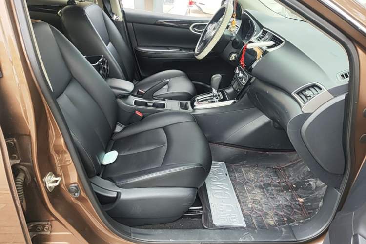 Used Nissan Sylphy 2021 Classic 1.6XL CVT Luxury Edition Right Front Seat
