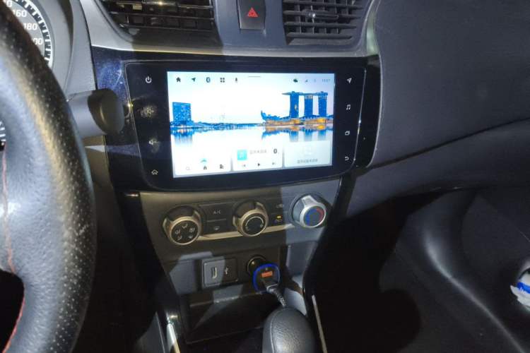 Used Nissan Sylphy 2021 Classic 1.6XL CVT Luxury Edition Audio And AC Panel