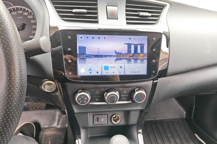 Used Nissan Sylphy 2021 Classic 1.6XL CVT Luxury Edition Audio And AC Panel