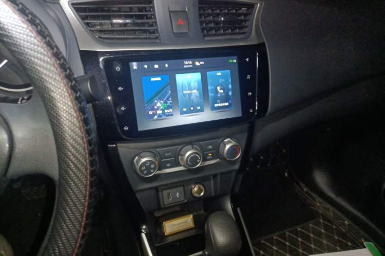 Used Nissan Sylphy 2021 Classic 1.6XL CVT Luxury Edition Audio And AC Panel