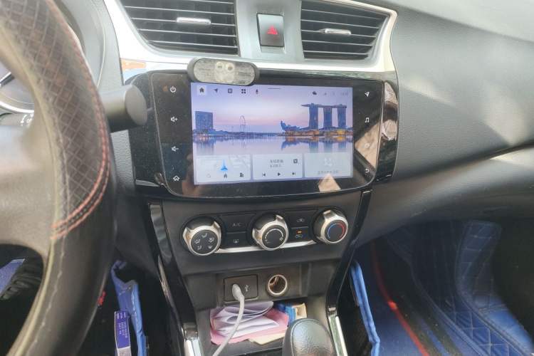 Used Nissan Sylphy 2021 Classic 1.6XL CVT Luxury Edition Audio And AC Panel