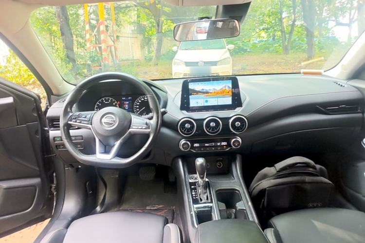 Used Nissan Sylphy 2021 1.6L XL CVT Enjoyment Edition Center Console