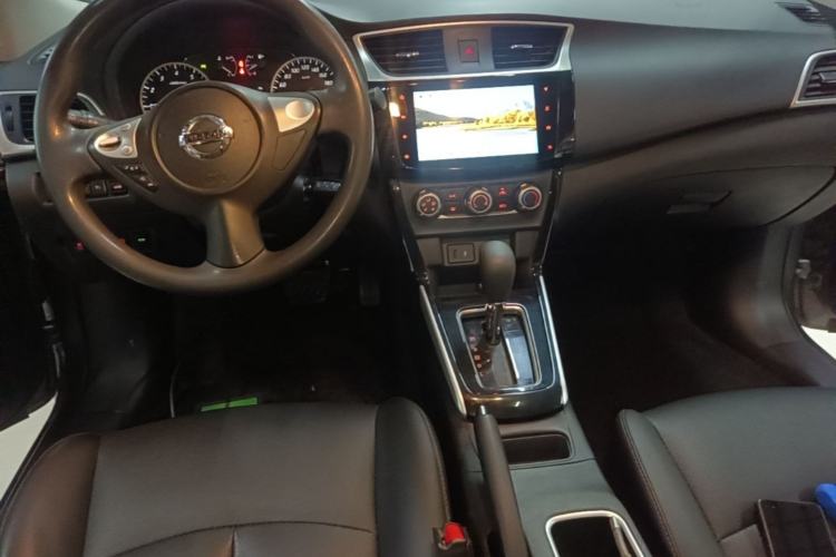 Used Nissan Sylphy 2021 Classic 1.6XL CVT Luxury Edition Center Console