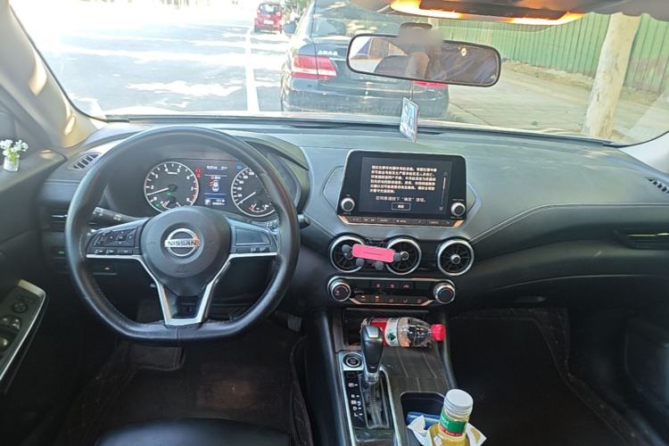 Used Nissan Sylphy 2021 1.6L XL CVT Enjoyment Edition Center Console