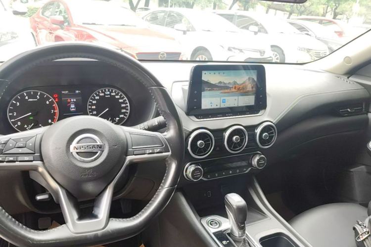 Used Nissan Sylphy 2021 1.6L XL CVT Enjoyment Edition Center Console