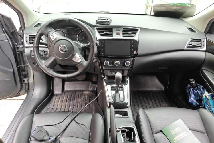 Used Nissan Sylphy 2021 Classic 1.6XL CVT Luxury Edition Center Console
