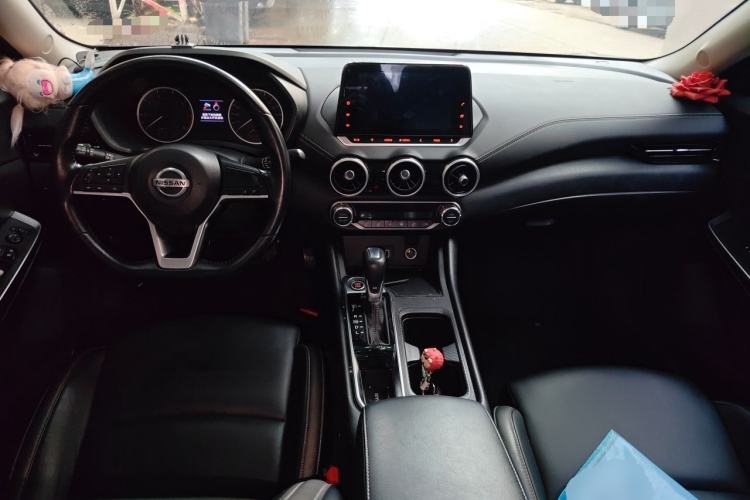 Used Nissan Sylphy 2021 1.6L XL CVT Enjoyment Edition Center Console