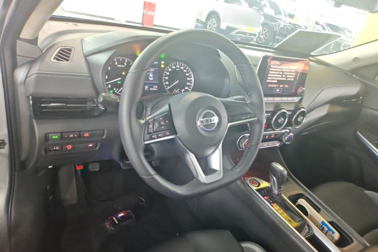 Used Nissan Sylphy 2021 1.6L XL CVT Enjoyment Edition Center Console