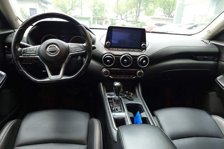 Used Nissan Sylphy 2021 1.6L XL CVT Enjoyment Edition Center Console