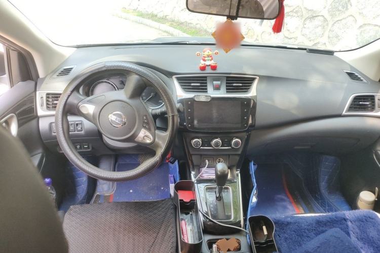 Used Nissan Sylphy 2021 Classic 1.6XL CVT Luxury Edition Center Console