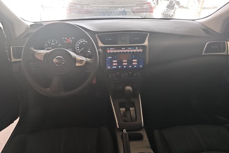 Used Nissan Sylphy 2021 Classic 1.6XE CVT Comfort Edition Center Console