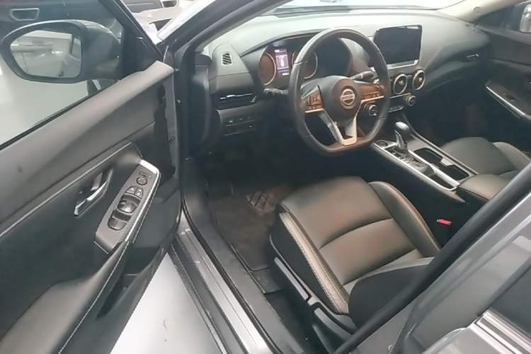 Used Nissan Sylphy 2021 1.6L XL CVT Enjoyment Edition Driver Seat