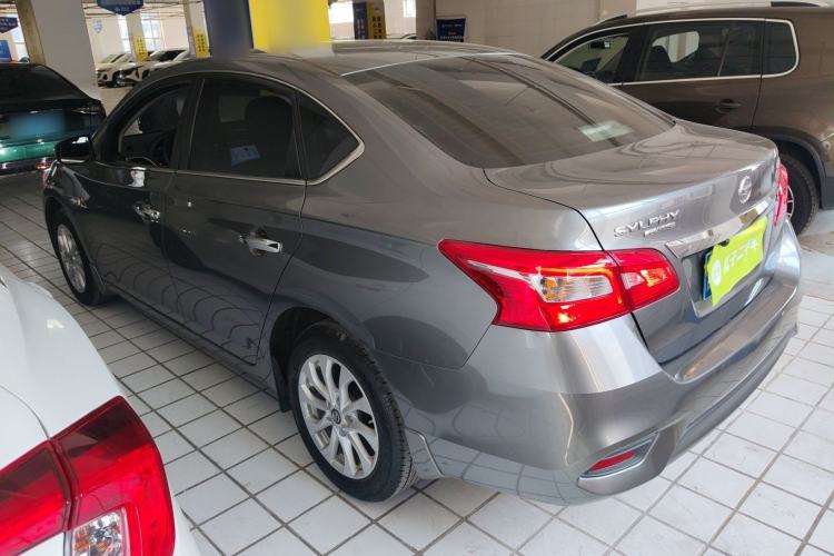 Used Nissan Sylphy 2021 Classic 1.6XL CVT Luxury Edition Exterior 2