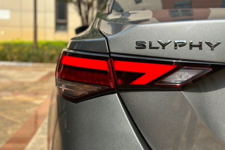 Used Nissan Sylphy 2021 1.6L XL CVT Enjoyment Edition Exterior 3