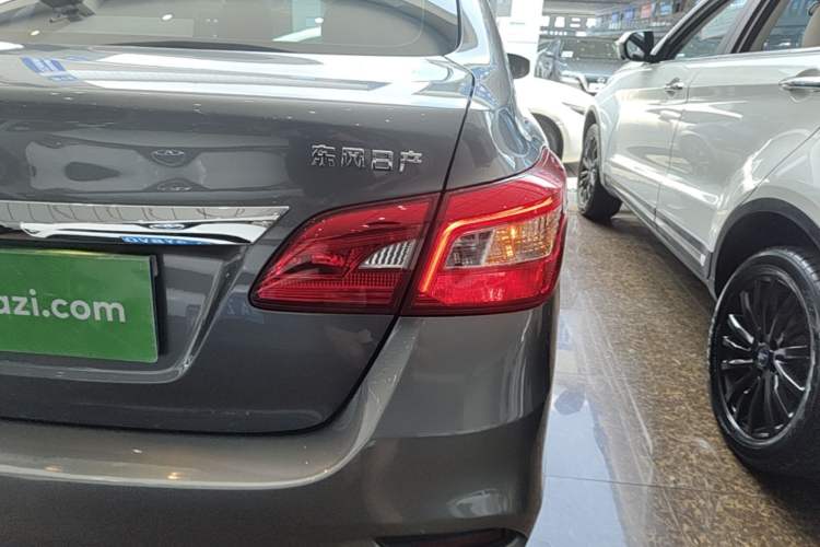 Used Nissan Sylphy 2021 Classic 1.6XL CVT Luxury Edition Exterior 3