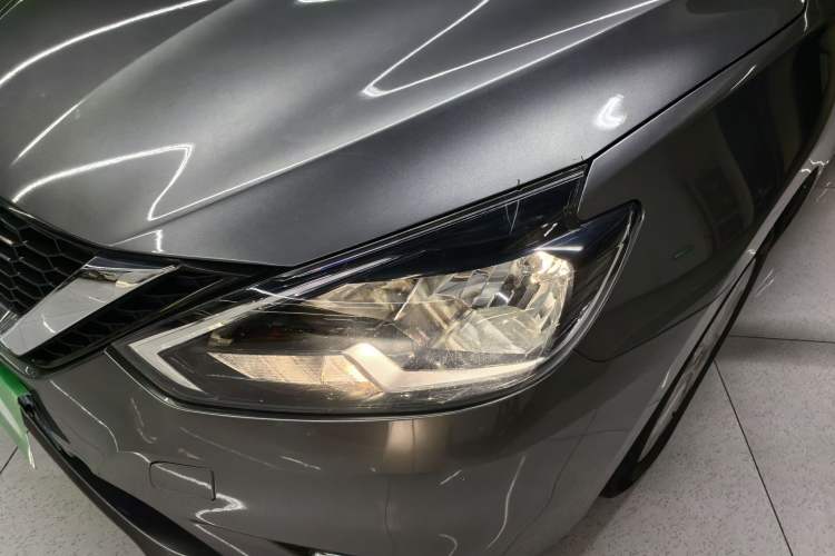 Used Nissan Sylphy 2021 Classic 1.6XL CVT Luxury Edition Exterior 4