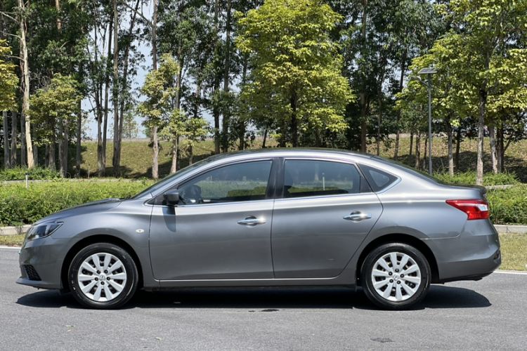 Used Nissan Sylphy 2021 Classic 1.6XE CVT Comfort Edition Exterior 4
