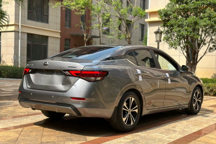 Used Nissan Sylphy 2021 1.6L XL CVT Enjoyment Edition Exterior 4