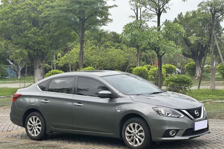 Used Nissan Sylphy 2021 Classic 1.6XL CVT Luxury Edition Exterior 4