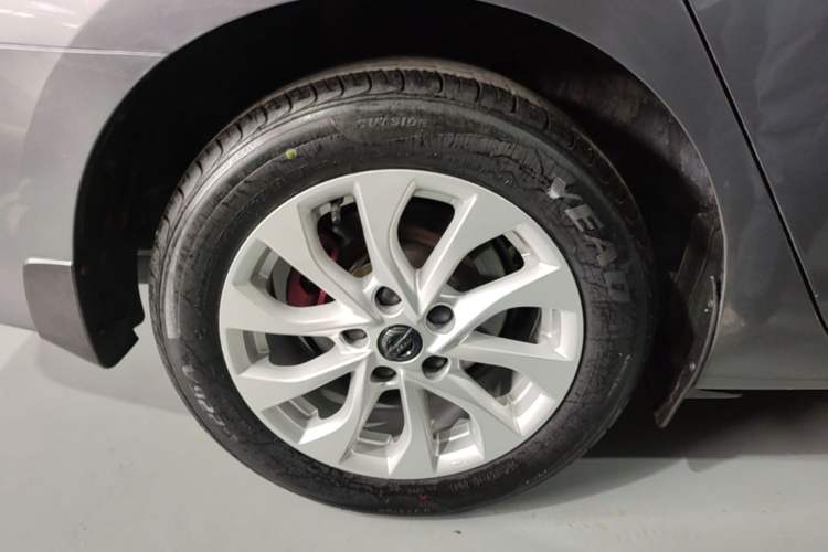 Used Nissan Sylphy 2021 Classic 1.6XL CVT Luxury Edition Exterior 5