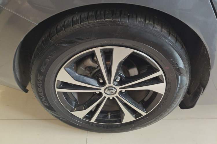 Used Nissan Sylphy 2021 1.6L XL CVT Enjoyment Edition Exterior 5